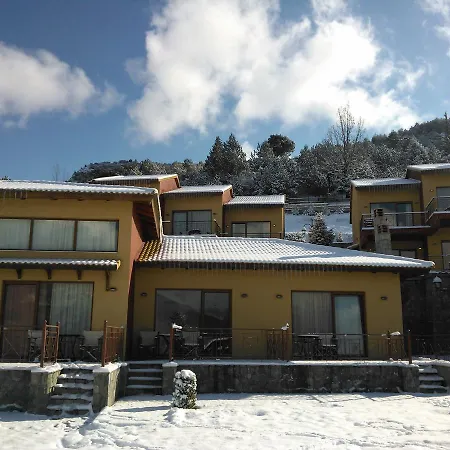 Olvios Ξενοδοχείο Γκούρα