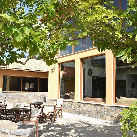 Hotel Olvios Goura
